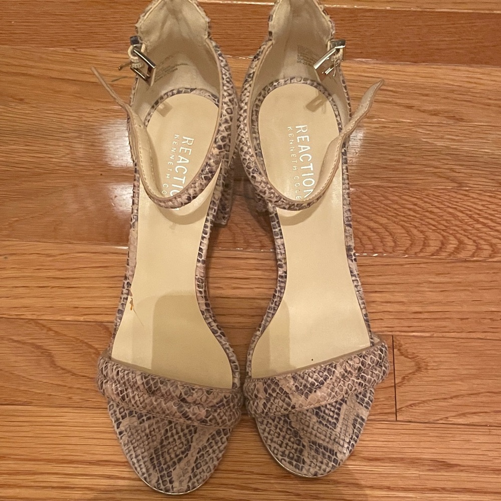 Kenneth Cole Reaction Beige Snake Print Heels